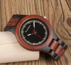 木製腕時計で金属アレルギー対策